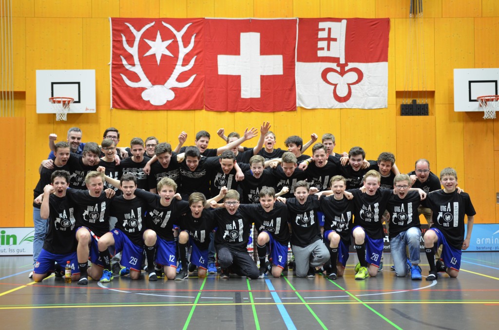 Die Aufsteigerjungs der U16 (Foto: Simon Abächerli)